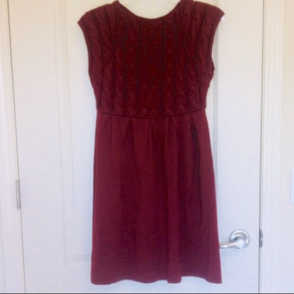 Fever maroon color cap sleeve baby doll knit wool sweater dress size small